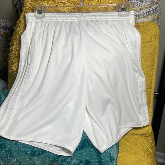 Mens ? Women’s? Unisex? Small 
ADIDAS white Shorts Athletic NWOT - Picture 2 of 4